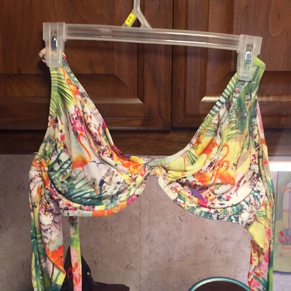 Raisins Other - Bathing suit top Raisins Other - Bathing suit top